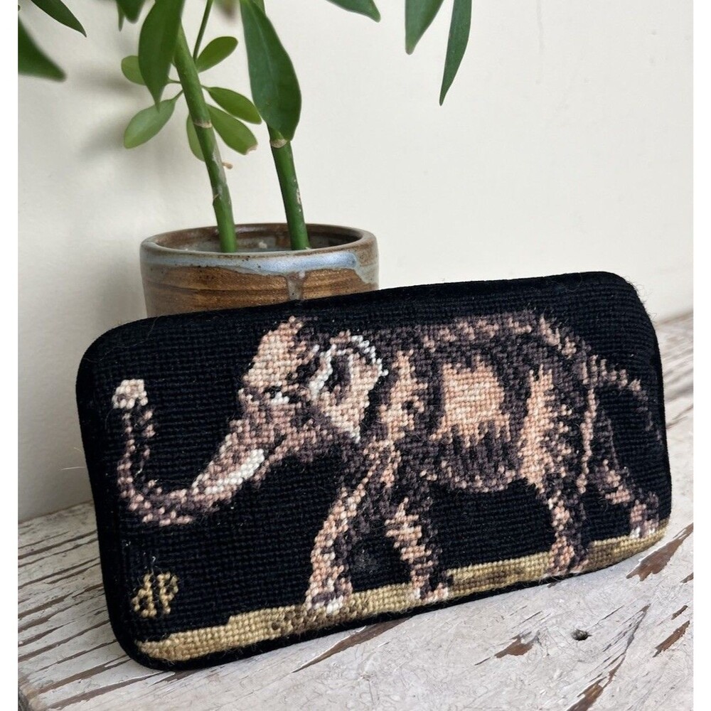 Vintage Handmade Elephant Gold And Black Needlepoint & Velvet Eyeglass Case